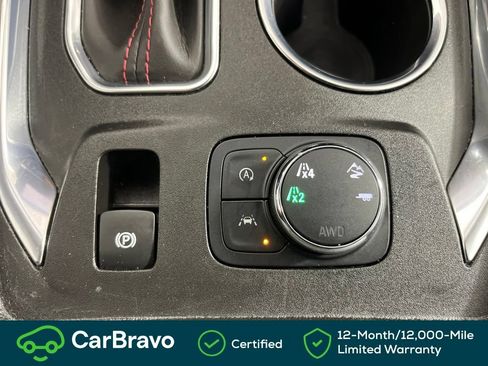 Used 2023 Chevrolet Traverse RS AWD/4WD image 29
