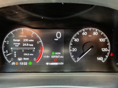 Used 2025 Honda Pilot EX-L image 6