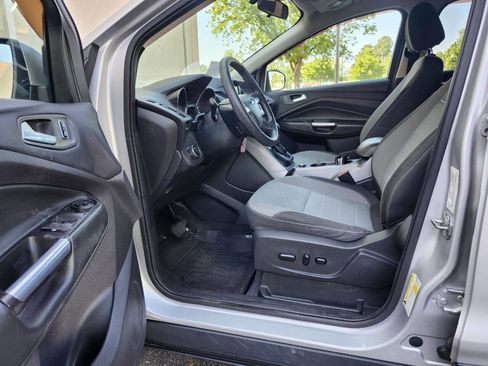 Used 2014 Ford Escape SE w/ Equipment Group 201A AWD/4WD image 4