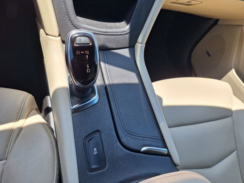Used 2019 Cadillac XT5 FWD image 13