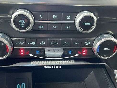 Used 2022 Ford F150 Lariat w/ Max Trailer Tow Package image 16