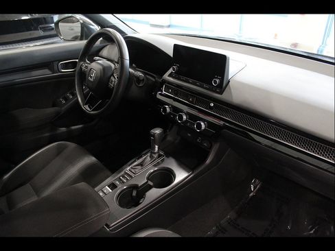 Used 2023 Honda Civic Sport image 21