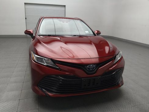 Used 2019 Toyota Camry LE w/ Sunroof Package image 14