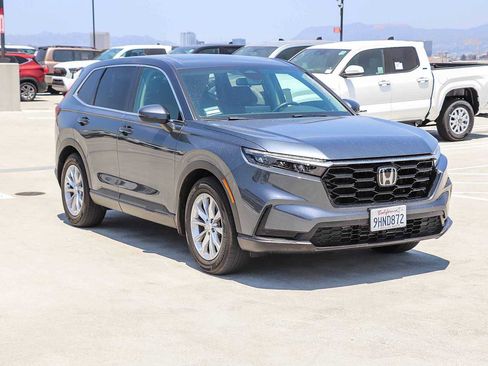 Used 2024 Honda CR-V EX image 3