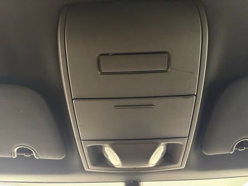 Used 2020 Dodge Grand Caravan SE FWD image 26