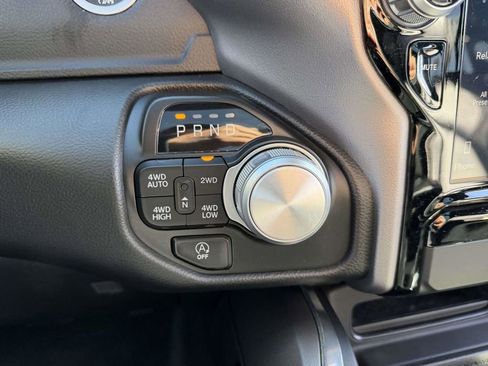 Used 2023 RAM 1500 Laramie image 32