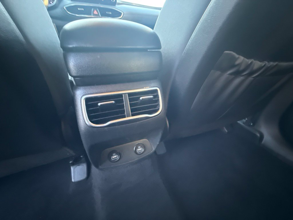 Used 2023 Hyundai Santa Fe SE AWD/4WD image 16