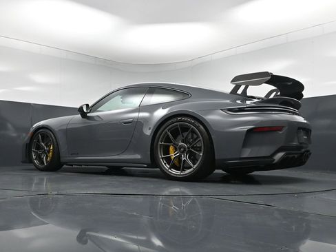 Certified 2026 Porsche 911 GT3 RWD image 22