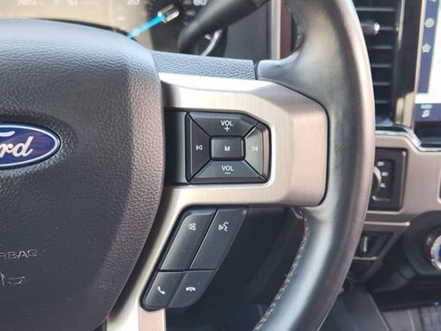 Used 2022 Ford F250 Platinum w/ FX4 Off-Road Package AWD/4WD image 29