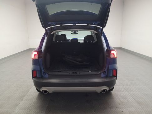 Used 2022 Ford Escape Titanium AWD/4WD image 29