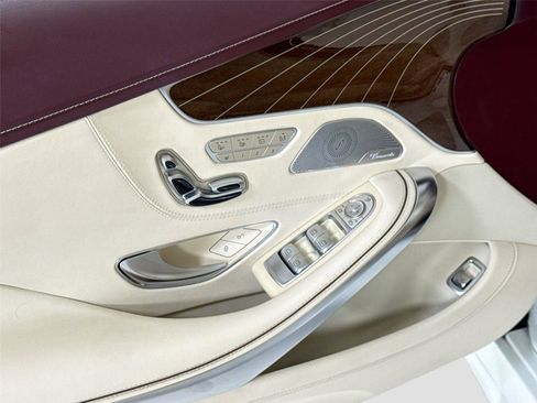 Used 2019 Mercedes-Benz S 560 Cabriolet image 13