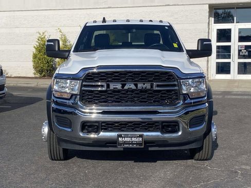 Used 2024 RAM 5500 Tradesman w/ Chrome Appearance Group RWD image 2