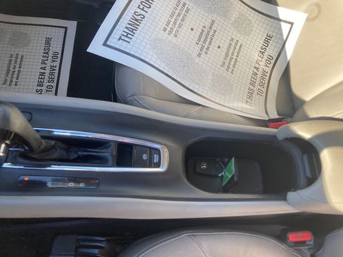 Used 2017 Honda HR-V EX-L image 30