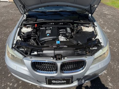 Used 2011 BMW 328i xDrive Sedan AWD/4WD image 27