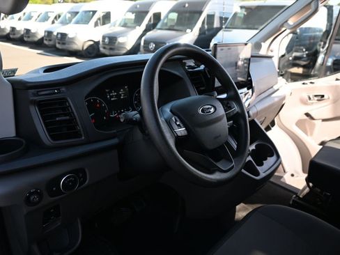Used 2023 Ford Transit 350 XLT RWD image 6