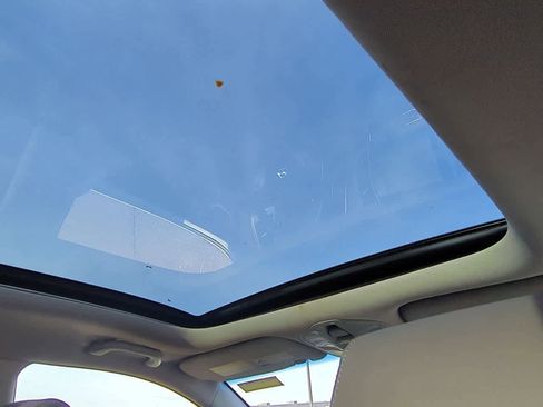 Used 2017 Hyundai Santa Fe Limited image 23