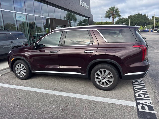 Used 2023 Hyundai Palisade SEL w/ Cargo Package AWD/4WD image 6
