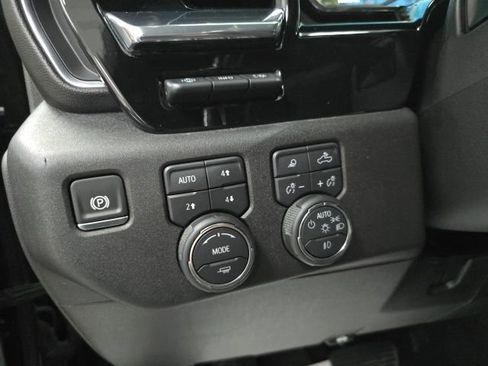 Used 2025 Chevrolet Silverado 3500 High Country w/ High Country Premium Package AWD/4WD image 16