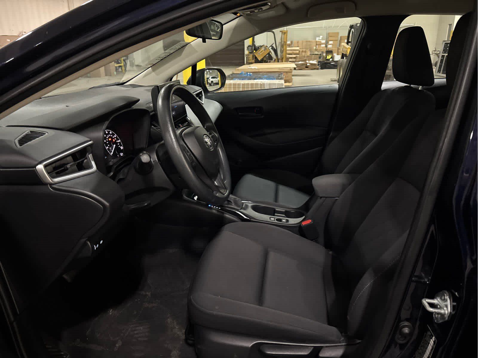 Used 2024 Toyota Corolla LE FWD image 9