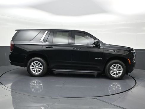 Used 2025 Chevrolet Tahoe LS image 7