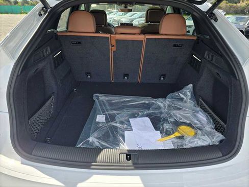 Used 2025 Audi Q5 2.0T Premium Plus w/ Premium Plus Package image 18