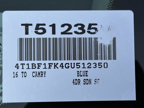 Used 2016 Toyota Camry SE image 13