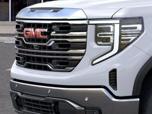 New 2026 GMC Sierra 1500 SLT w/ SLT Premium Plus Package AWD/4WD image 13