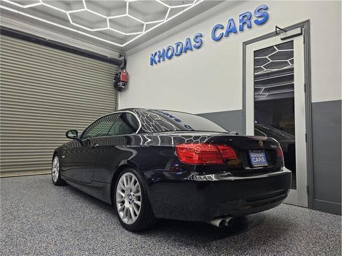 Used 2013 BMW 328i Convertible image 3