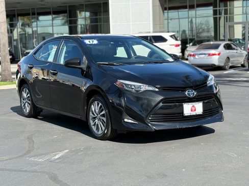 Used 2017 Toyota Corolla XLE w/ Carpet Mat Package (TMS) image 2