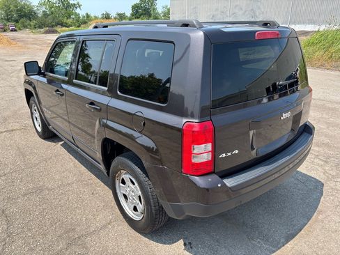 Used 2014 Jeep Patriot Sport w/ Power Value Group AWD/4WD image 5