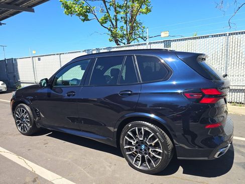Used 2024 BMW X5 xDrive50e w/ M Sport Package image 4