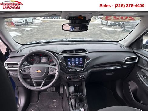 Used 2023 Chevrolet TrailBlazer LT w/ Convenience Package image 14