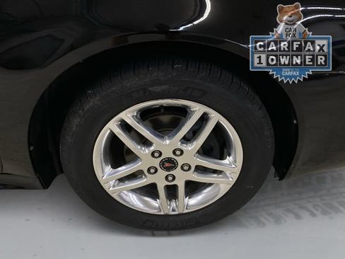 Used 2006 Pontiac Grand Prix GT w/ Sun And Sound Package FWD image 16