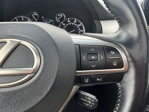 Used 2023 Lexus GX 460 Premium w/ Accessory Package image 29