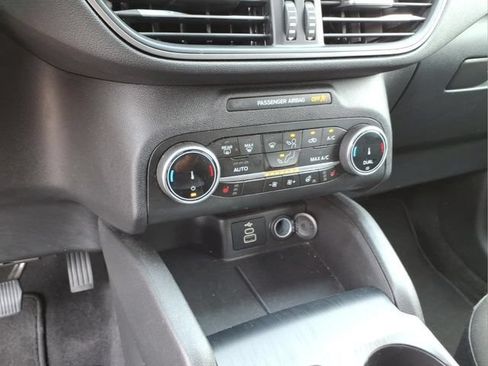 Used 2024 Ford Escape Active AWD/4WD image 27
