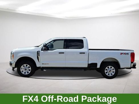 Used 2023 Ford F250 XLT w/ FX4 Off-Road Package image 4