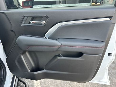 Certified 2023 Chevrolet Colorado Z71 w/ Z71 Convenience Package 2 AWD/4WD image 44