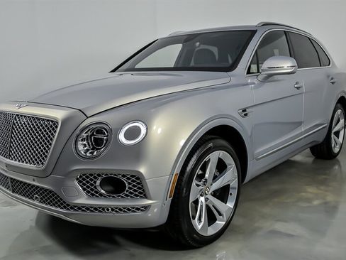 Used 2019 Bentley Bentayga AWD/4WD image 5