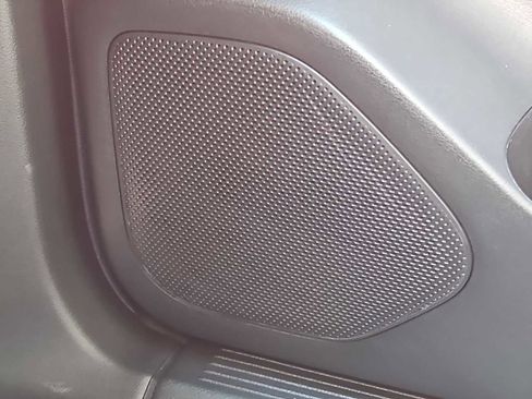 Used 2022 Nissan Rogue SL w/ SL Premium Package image 43