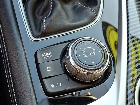 Used 2018 INFINITI Q50 Sport image 25