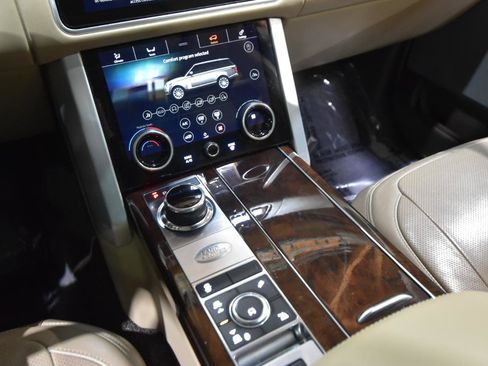 Used 2018 Land Rover Range Rover Supercharged image 33