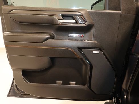 Used 2024 GMC Sierra 1500 AT4 w/ Technology Package AWD/4WD image 25