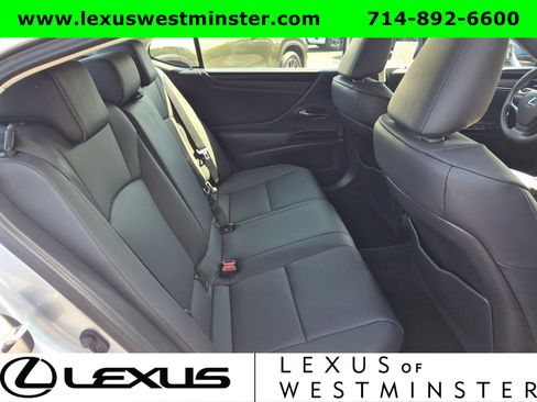 Used 2025 Lexus ES 300h w/ Premium Package FWD image 7