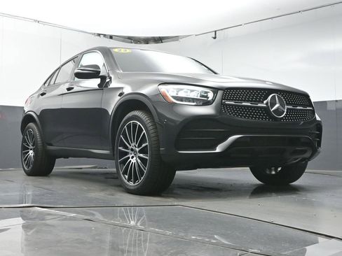 Used 2023 Mercedes-Benz GLC 300 GLC 300 Coupe image 32