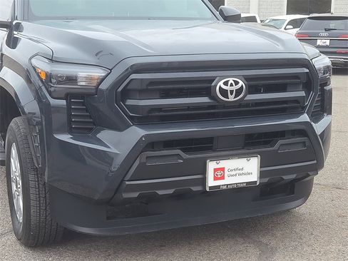 Certified 2025 Toyota Tacoma SR image 9