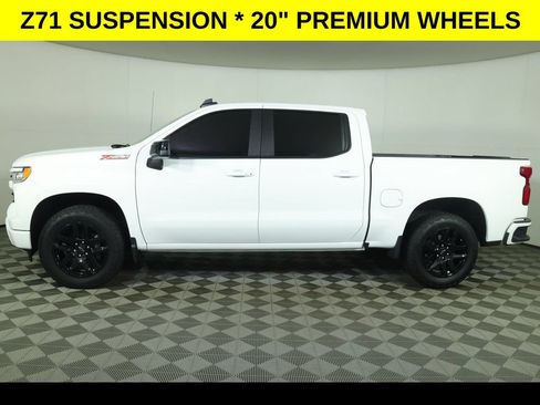 Used 2025 Chevrolet Silverado 1500 RST w/ Z71 Off-Road Package AWD/4WD image 4