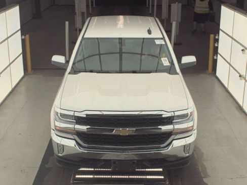 Used 2017 Chevrolet Silverado 1500 LT w/ All Star Edition image 2
