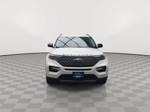Certified 2023 Ford Explorer XLT w/ Equipment Group 202A AWD/4WD image 34