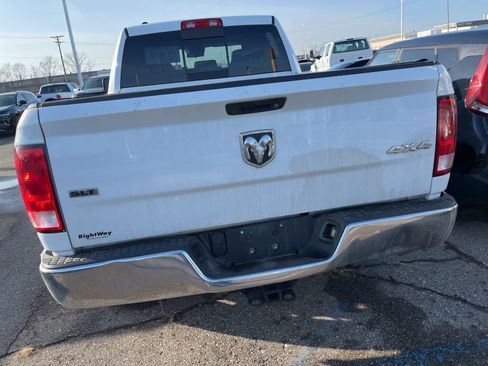 Used 2017 RAM 1500 Classic SLT image 12