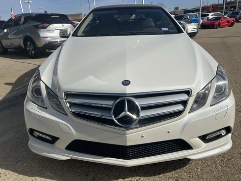 Used 2011 Mercedes-Benz E 550 Cabriolet image 14